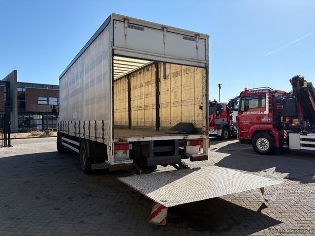 Συρόμενος μουσαμάς Scania P230 + 3 PEDALS  + 19t + LOADLIFT 1500 KG