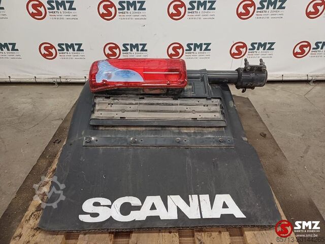 Spatbord Scania Occ Spatbord achteraan links met steun en achterli
