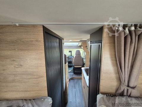 Caravana semiintegrada Weinsberg CaraCompact 600 MEG Edition PEPPER TraumMobil 2027*Automatik