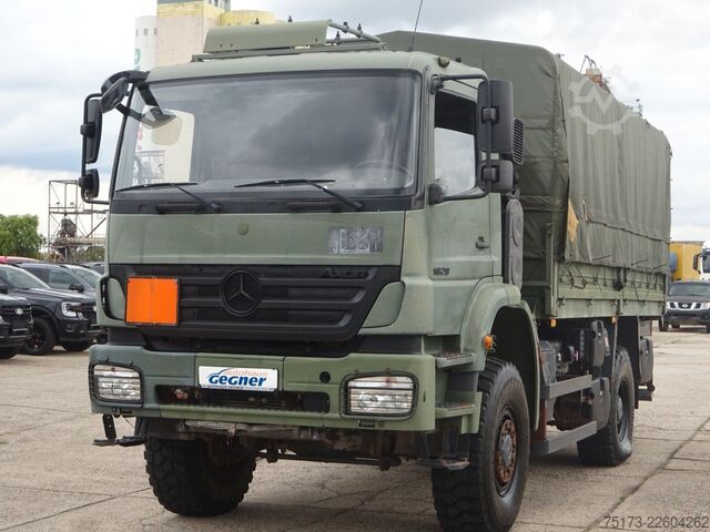 Valníkový nákladní automobil s plachtou MERCEDES-BENZ AXOR-R 1829 A Bm 950.562 Pritsche/Plane