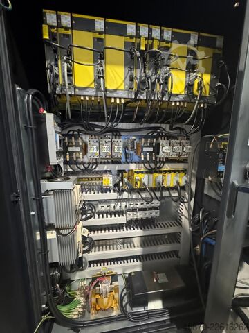Κέντρο κατεργασίας CNC τόρνου και φρεζαρίσματος Doosan Puma 1800 TTSY