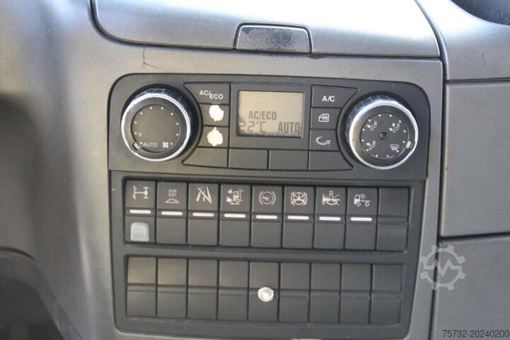 Standaard trekker MAN TGX 18.480 E6 Flachdach 2 Tanks Retarder