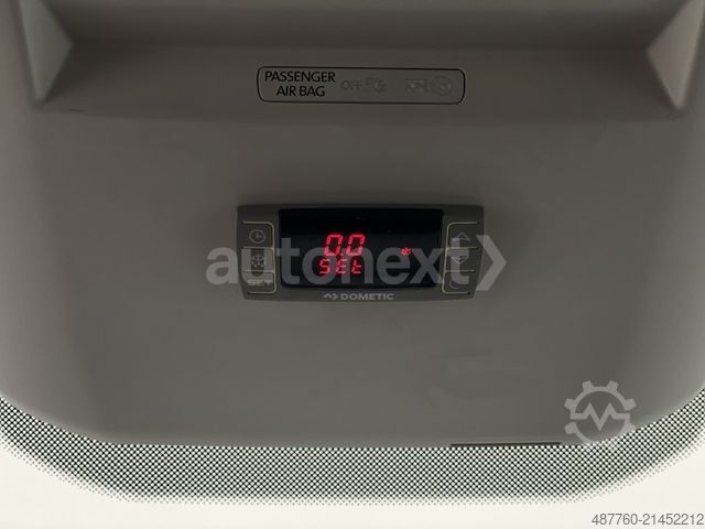 Hűtőfelépítményes furgon VOLKSWAGEN Crafter 35 MAXI *Frischdienst* Rampe+Safe (6805)