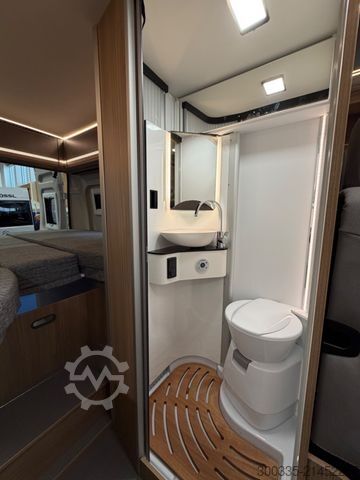 Lakóautó PÖSSL 2026 - Summit 600 L Elegance -CSL Munich Edition