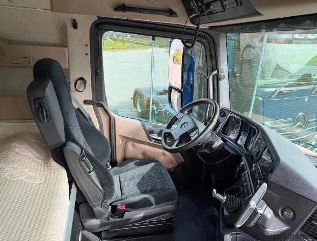 Standard nyergesvontató MERCEDES-BENZ Actros 963-4-D