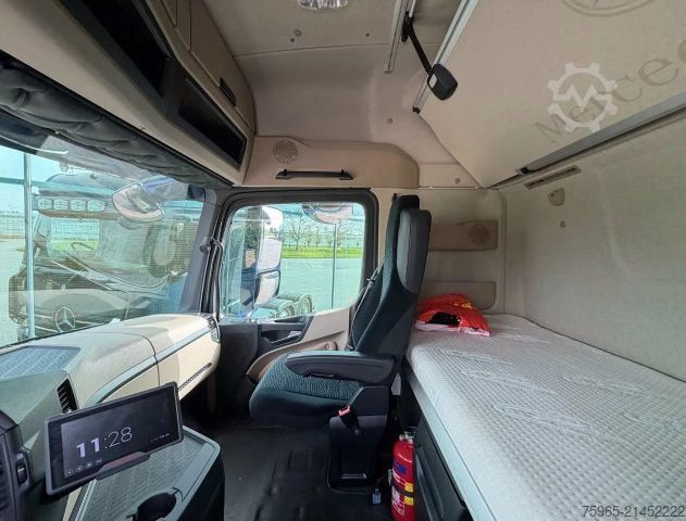 Standard nyergesvontató MERCEDES-BENZ Actros 963-4-D