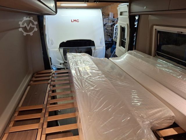 Obytný vůz CARADO pro CV 640 MJ2025