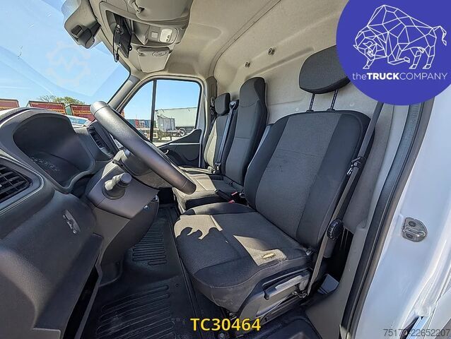 Piattaforma di sollevamento Renault Master 145.35 nacelle klubb