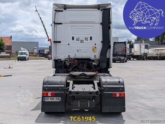 Standard-SZM Mercedes-Benz Actros 1853