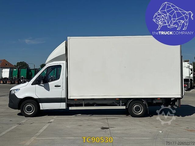 Kufr Mercedes-Benz Sprinter 317 CDI KOFFER MET LIFT - AUTOMAAT