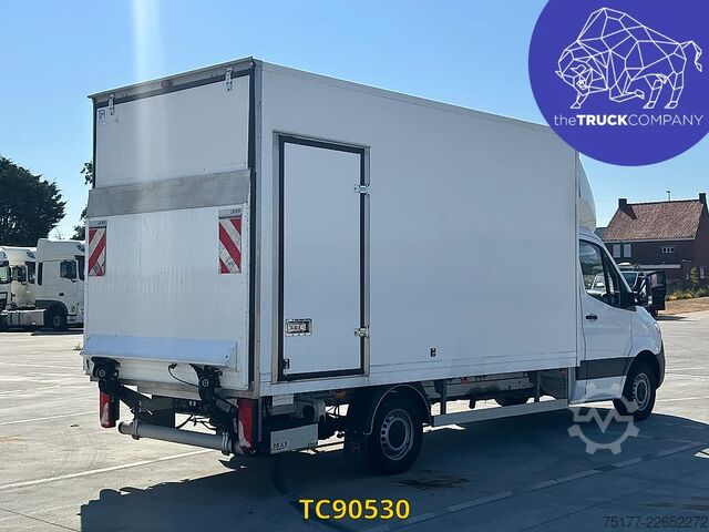 Kufr Mercedes-Benz Sprinter 317 CDI KOFFER MET LIFT - AUTOMAAT