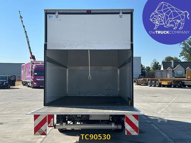 Kufr Mercedes-Benz Sprinter 317 CDI KOFFER MET LIFT - AUTOMAAT
