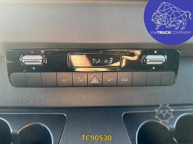 Koffer Mercedes-Benz Sprinter 317 CDI KOFFER MET LIFT - AUTOMAAT