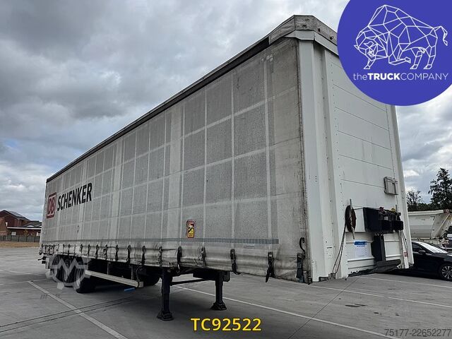 Posuvné plachty LeciTrailer 