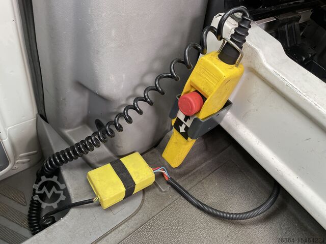 Deponija kamiona VW Crafter Pritsche 35 L2 Doppelkabine