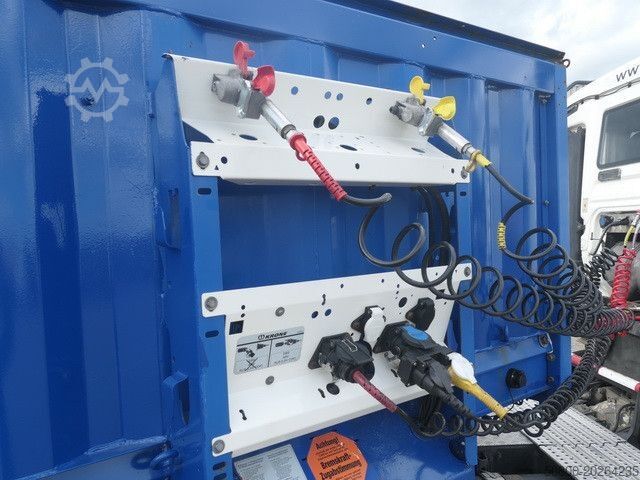 Open oplegger KRONE SD, Containerverschlüsse, Luft-Lift, BPW, Rungen