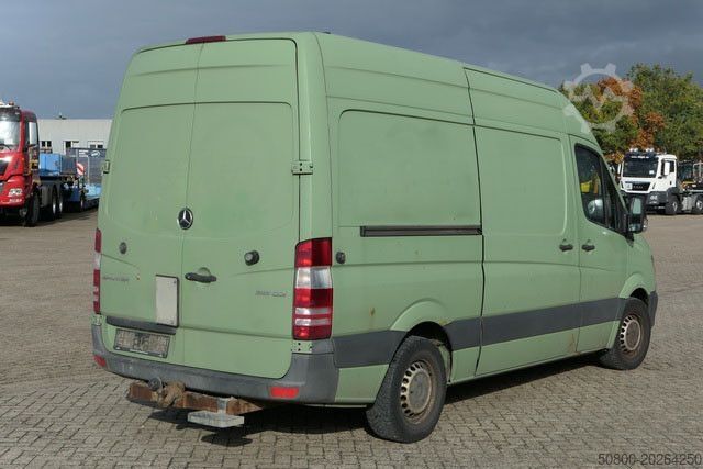 Bestelwagen met verhoogd dak MERCEDES-BENZ 316 CDI Sprinter 4x2, Klima, Bott-Regale, AHK