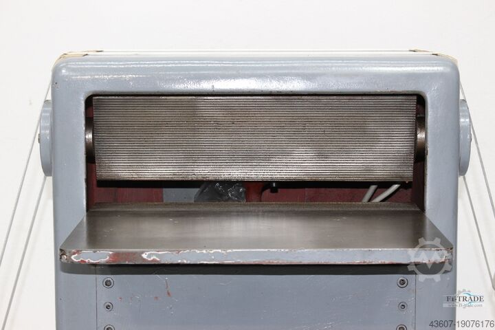 Knjiga nazad Zaokruživanje mašina La Fornigrafica Dorsi 500