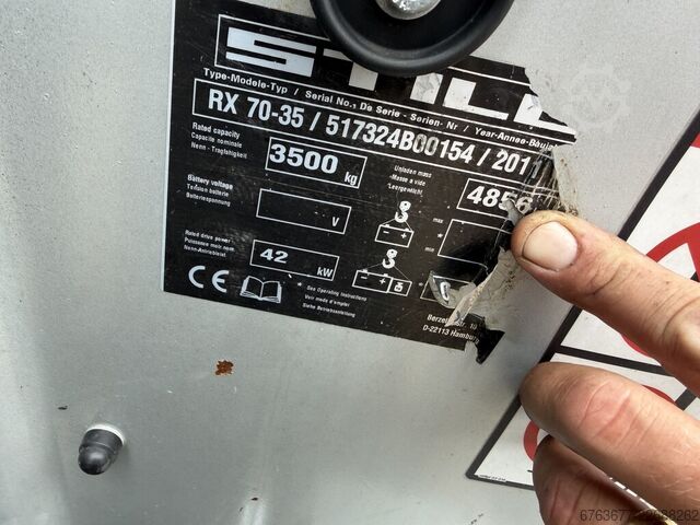 Still RX70-35 Triplo 500 Freelift / Sideshift / 4e functie / 9026uur / Diesel 2011 STILL RX70-35 Triplo 500 Freelift / Sideshift / 4e functie / Diesel 2011