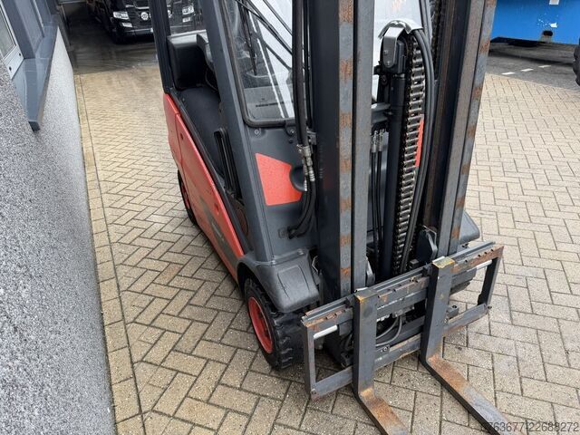 Linde H16T-01 triplo 545 / yan kaydırma / 4. fonksiyon / 2019 / 10.200 saat / LPG LINDE H16T-01 triplo545 / sideshift / 4e functie / 2019 / 10.200uur / LPG