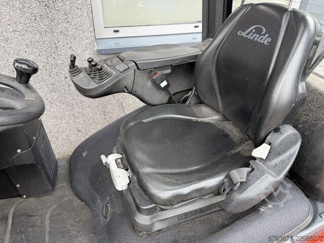 Linde H16T-01 triplo 545 / yan kaydırma / 4. fonksiyon / 2019 / 10.200 saat / LPG LINDE H16T-01 triplo545 / sideshift / 4e functie / 2019 / 10.200uur / LPG