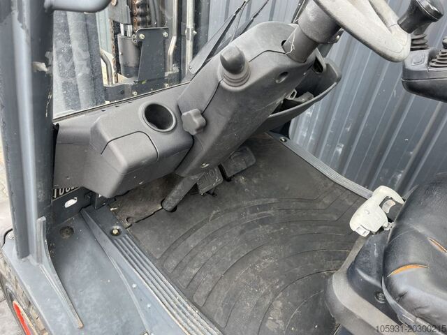 LPG gaffeltrucks Linde H25T-02