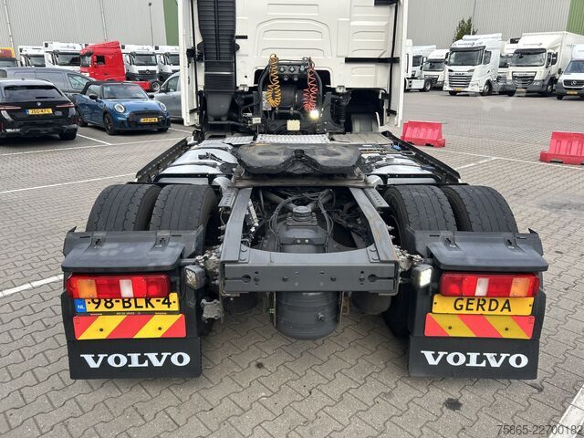 Standard-SZM Volvo FH 420 Globetrotter / 861 dkm / Night AC / VEB+...