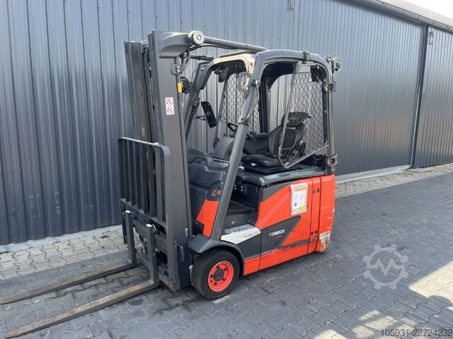 Elektrische vorkheftruck 3 wielen Linde E16H-02