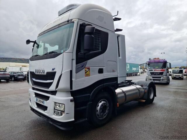 Tracteur routier standard Iveco Stralis NP 460
