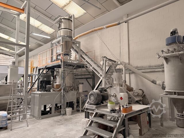 KOMPLETNÍ VÝROBA MINERÁLNÍHO MASTERBATCHE VARIOS WEIGHTING AND COMPOUNDING LINE