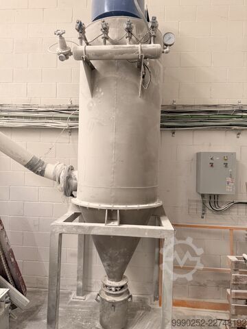 KOMPLETNÍ VÝROBA MINERÁLNÍHO MASTERBATCHE VARIOS WEIGHTING AND COMPOUNDING LINE