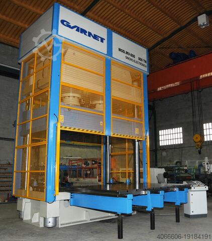 Prensa hidráulica Hidrogarne/Garnet MV-800/NC SINCRO