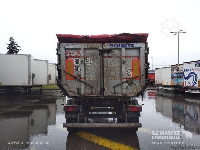 Kippers oplegger Schmitz Cargobull Semitrailer Tipper Steel half pipe body 26m³
