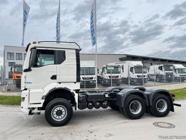 Châssis de camion MAN TGS 33.510 BB 6x4 CH/RS 3,30 m/59 to./NA/AHK/Neu