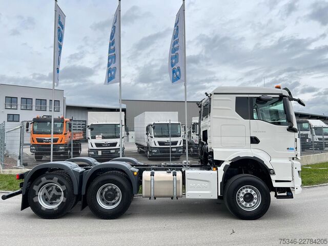 Châssis de camion MAN TGS 33.510 BB 6x4 CH/RS 3,30 m/59 to./NA/AHK/Neu