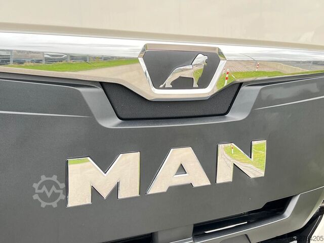 Châssis de camion MAN TGS 33.510 BB 6x4 CH/RS 3,30 m/59 to./NA/AHK/Neu