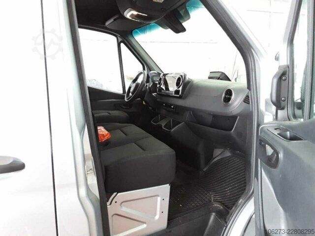 Dodávka Mercedes-Benz Sprinter 317 CDI,L2H2,Automatik,Kamera,LED