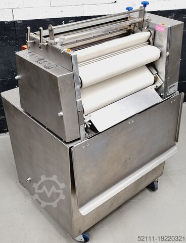 Maszyna do owijania stożków Universum HWM 50