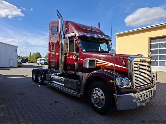 Trattore stradale standard Freightliner Coronado
