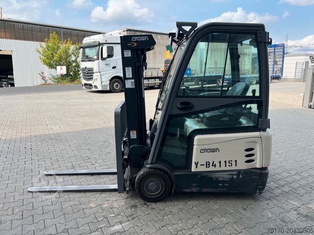 Carrello elevatore frontale CROWN SCT6020-1.3 / Triplex 4,3m / 1.227h / 2017