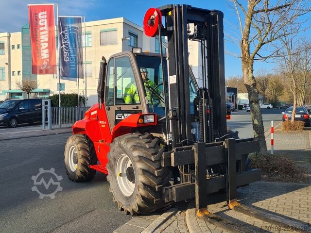 Terénní vysokozdvižný vozík Manitou M50.4