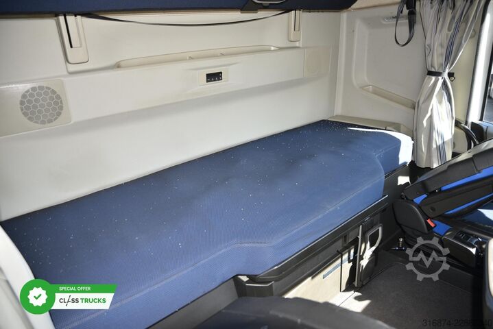 Cap tractor standard VOLVO FH 460 Globetrotter XL Varios i-Save