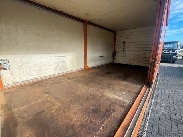 LKW mit Kofferaufbau MERCEDES-BENZ 816 D VARIO Koffer *Ahk*
