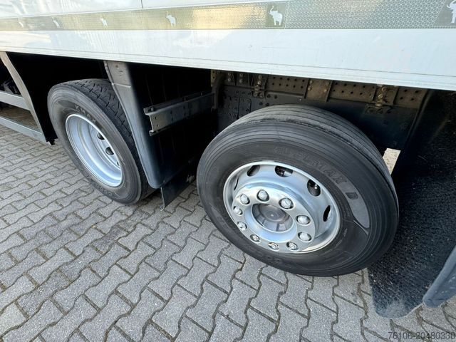 Kühlkoffer-LKW VOLVO FH 460 Tiefkühlkoffer*2 Stück *