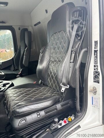 üç taraflı damperli kamyon Mercedes-Benz Arocs 2846 Kipper+HIAB 232-5