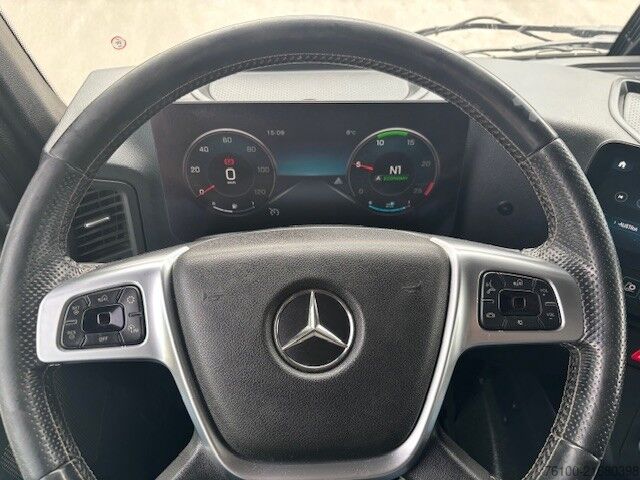 üç taraflı damperli kamyon Mercedes-Benz Arocs 2846 Kipper+HIAB 232-5