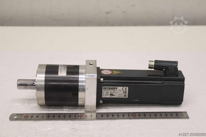 Servo geared motor 0.59 kW Beckhoff Neuigart AM8022-0D11-0000 PLE080-040-SSSA3AE-Z9