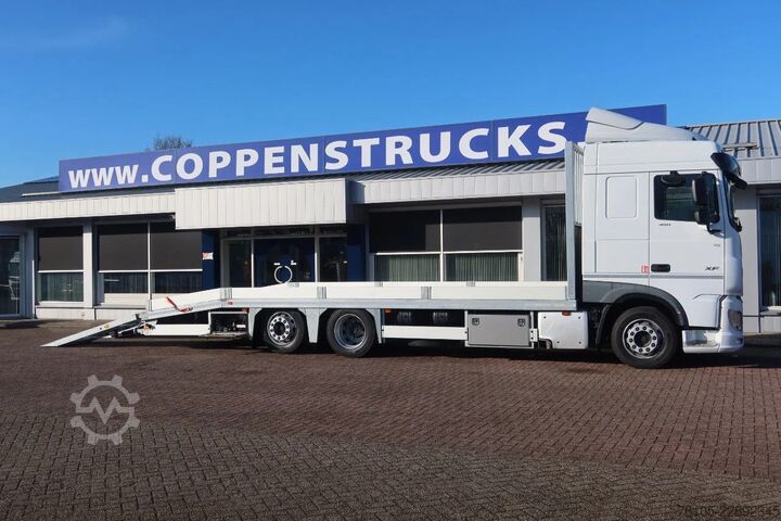 Furgon samochodowy do przewozu aut DAF XF 450 6x2 Oprijwagen vloerhoogte 100 cm + 2x  ...