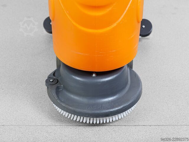 TASKI SWINGO 755 B NYE BATTERIER Taski Swingo 755 B - 2018y - 1935m²/h