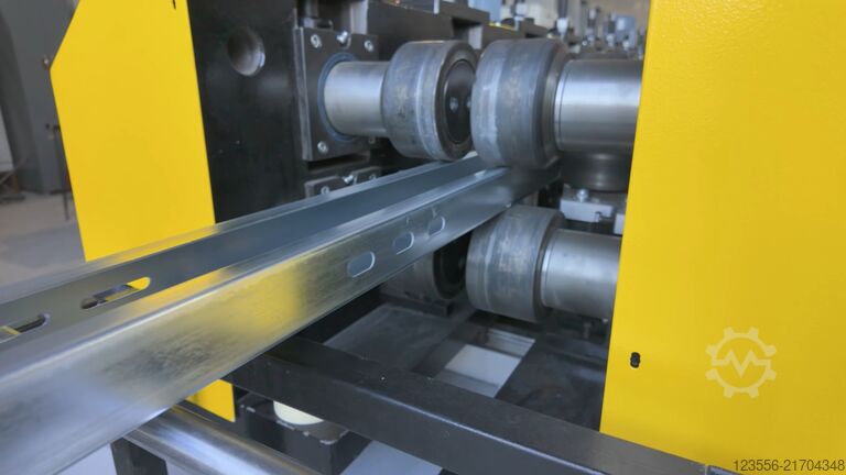 Línea de producción de perfiles en C para energía solar BOSPORAS MACHINERY | AYIKA SCP-Series